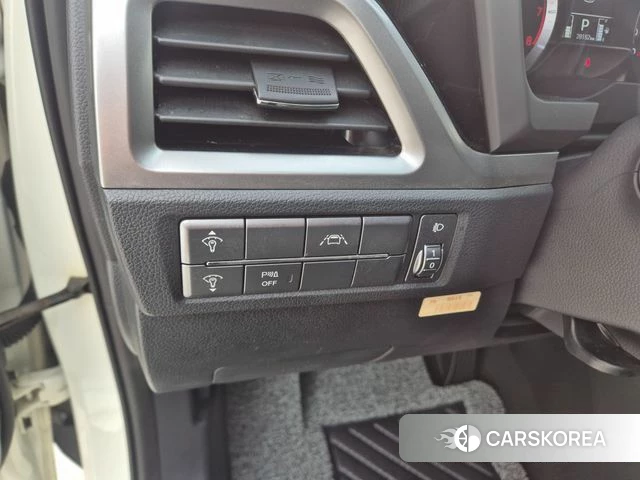 Ssangyong Beautiful Korando 2022 Белый из Кореи, фото 2