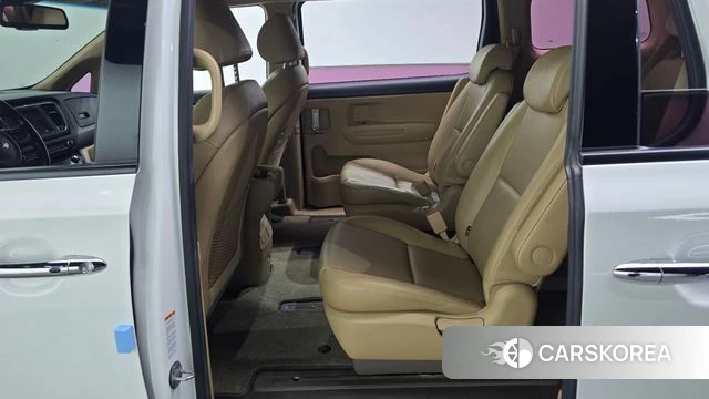 Kia All New Carnival 2018 Белый из Кореи, фото 2