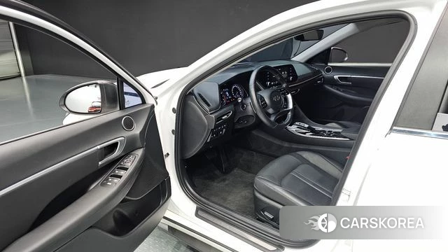 Hyundai Sonata (DN8) 2021 Белый из Кореи, фото 2