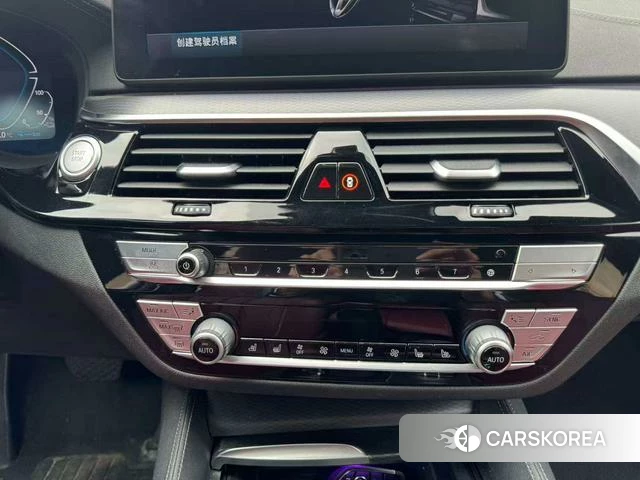 BMW 5 series PHEV 2022 Синий из Китая, фото 2
