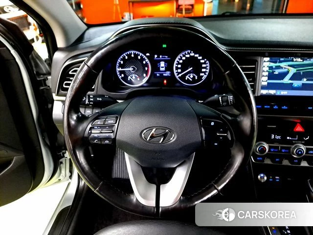 Hyundai The New Avante AD 2019 Серебристо-серый из Кореи, фото 2