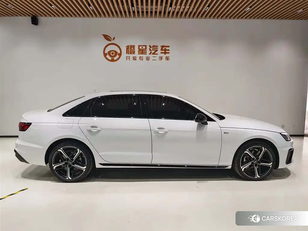 Audi A4L 2025 Белый из Китая, фото 2
