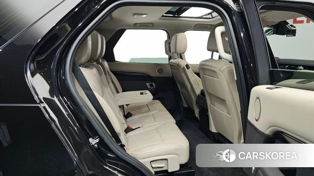 Land Rover Discovery 5 2019 Черный из Кореи, фото 2