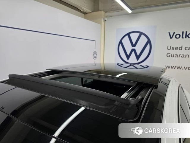 Volkswagen Arteon 2019 Черный из Кореи, фото 2