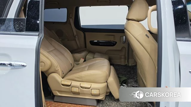 Kia The New Carnival 2018 Белый из Кореи, фото 2