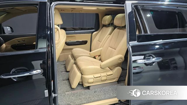 Kia The New Carnival 2019 Черный из Кореи, фото 2