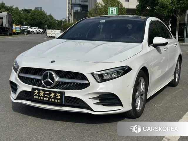 Mercedes-Benz Class A 2021 Белый из Китая, фото 2