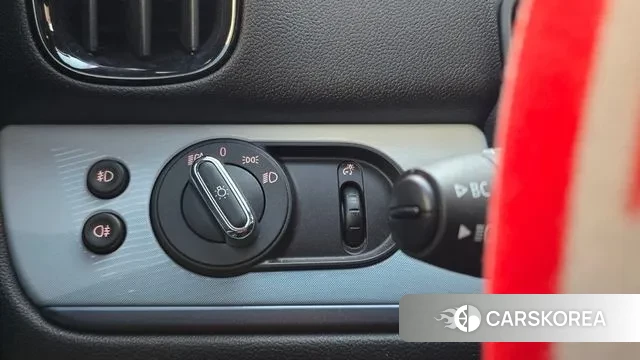 Mini Cooper S Countryman 2022 Светло-серебряный цвет из Кореи, фото 2