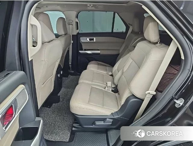 Ford Explorer 6th Generation 2021 Черный из Кореи, фото 2