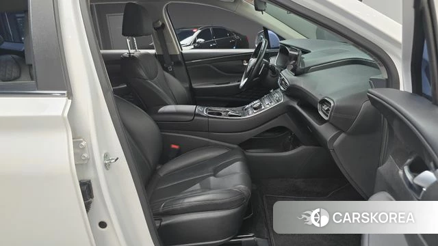 Hyundai The New Santa Fe 2022 Белый из Кореи, фото 2
