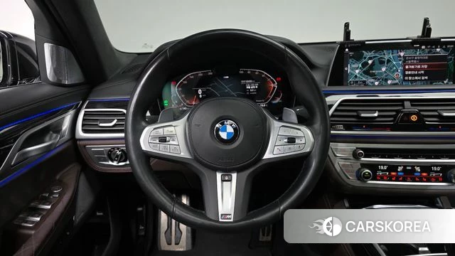 BMW 7 Series (G11) 2022 Черный из Кореи, фото 2