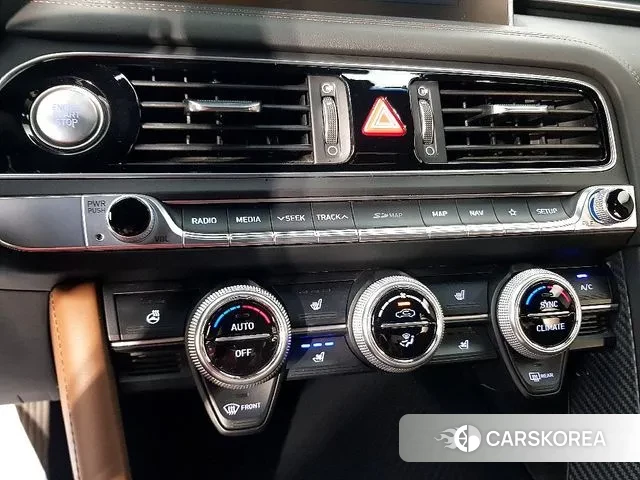 Genesis G70 2018 Черный из Кореи, фото 2