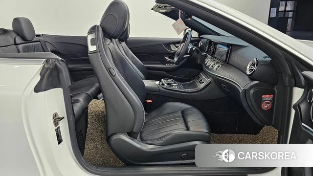 Mercedes-Benz E-Class W213 2018 Белый из Кореи, фото 2