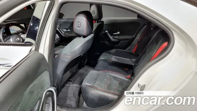 Mercedes-Benz A-Class W177 2022 Белый из Кореи, фото 2