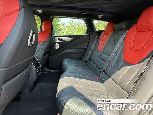 BMW XM (G09) id 2714484 из Кореи 2