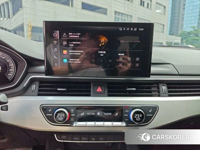 Audi A4L 2022 Белый из Китая, фото 2
