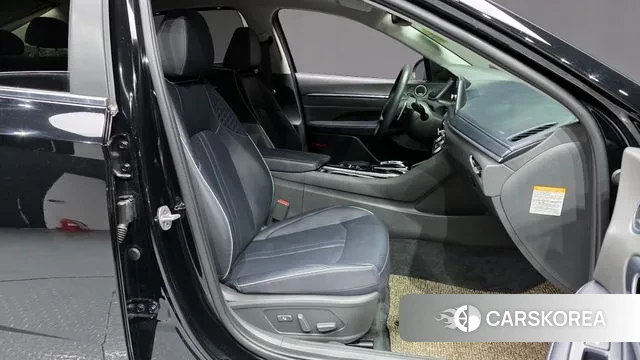 Hyundai Sonata Hybrid (DN8) 2022 Черный из Кореи, фото 2