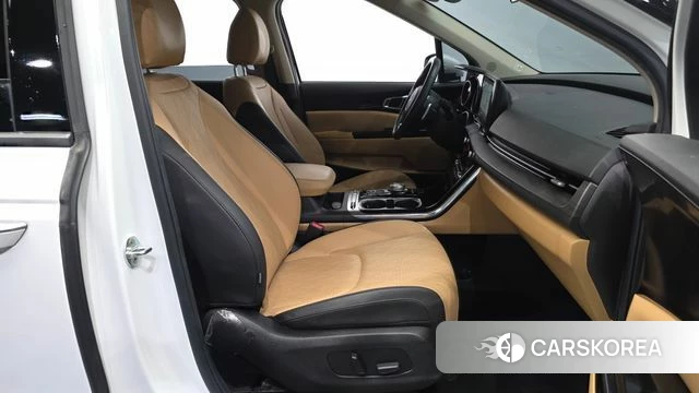 Kia Carnival 4th generation 2022 Белый из Кореи, фото 2