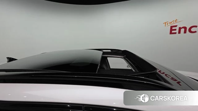 Kia Sportage 5th Generation 2022 Белый из Кореи, фото 2