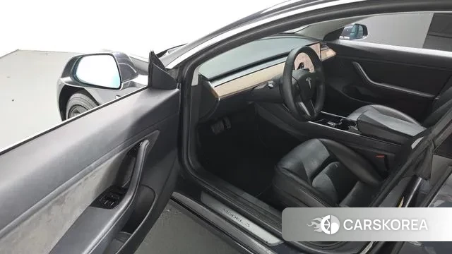 Tesla Model 3 2019 Серый из Кореи, фото 2