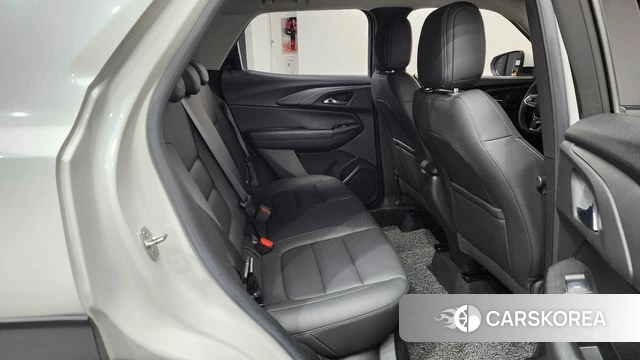 Chevrolet (GM Daewoo) Trailblazer 2021 Белый из Кореи, фото 2