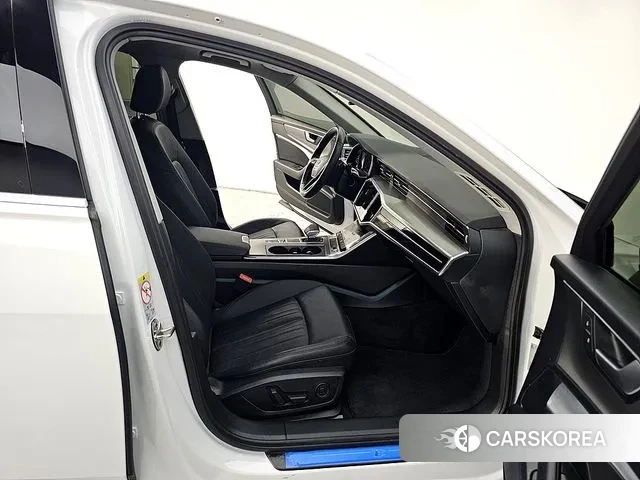 Audi A6 (C8) 2020 Белый из Кореи, фото 2