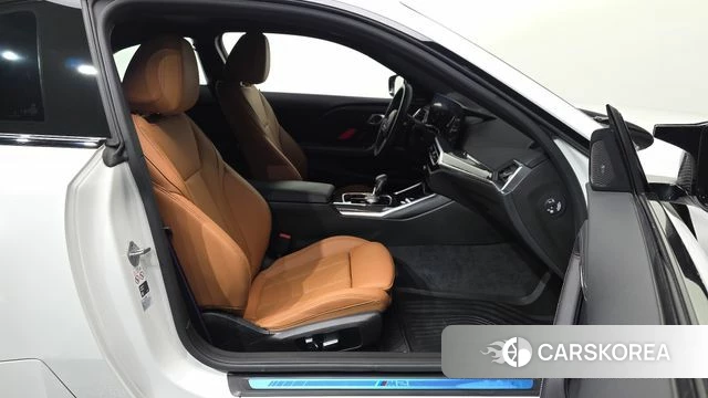 BMW M2 (G87) 2024 Белый из Кореи, фото 2