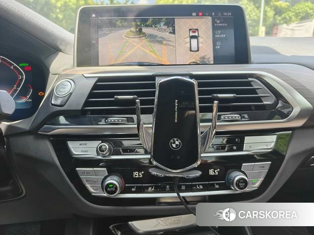 BMW X3 2021 Черный из Китая, фото 2