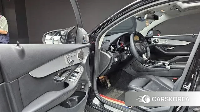 Mercedes-Benz GLC-Class X253 2018 Черный из Кореи, фото 2
