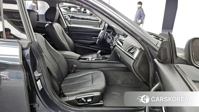 BMW 3 Series GT (F34) 2018 Серый из Кореи, фото 2