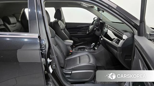 Ssangyong Beautiful Korando 2019 Черный из Кореи, фото 2