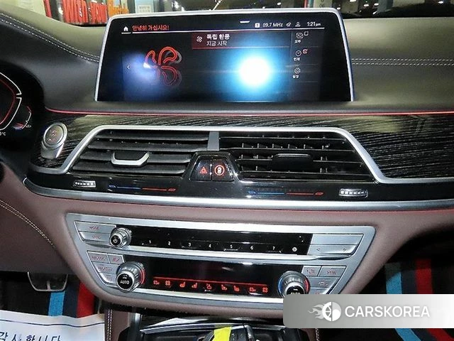 BMW 7 Series (G11) 2021 Белый из Кореи, фото 2