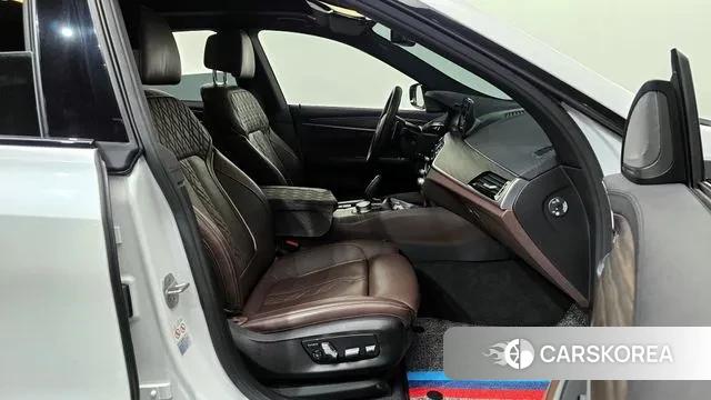 BMW 6 Series GT (G32) 2020 Белый из Кореи, фото 2