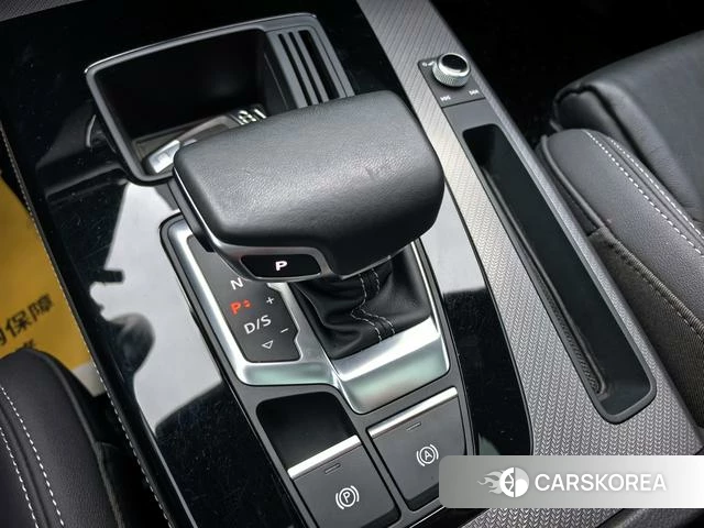 Audi Q5L 2023 Черный из Китая, фото 2