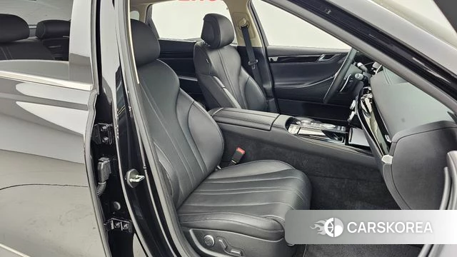 Genesis G80 (RG3) 2022 Черный из Кореи, фото 2