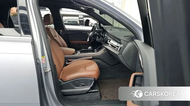 Audi Q7 (4M) 2020 Серебряный из Кореи, фото 2