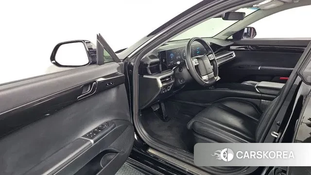 Hyundai Grandeur Hybrid (GN7) 2023 Черный из Кореи, фото 2