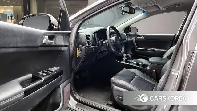 Kia Sportage 4th Generation 2018 Серый из Кореи, фото 2