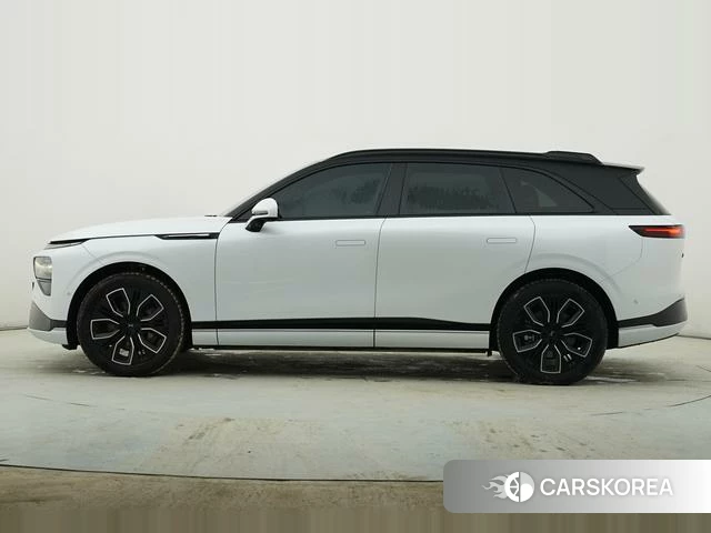 Xiaopeng Motors Xiaopeng G9 2025 Белый из Китая, фото 2