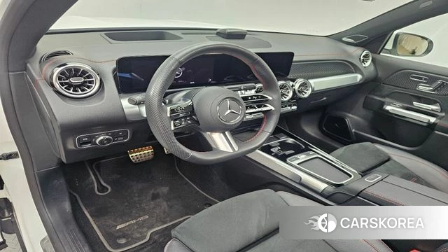 Mercedes-Benz EQB X243 2025 Белый из Кореи, фото 2