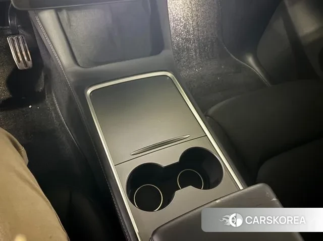 Tesla Model Y 2022 Белый из Кореи, фото 2