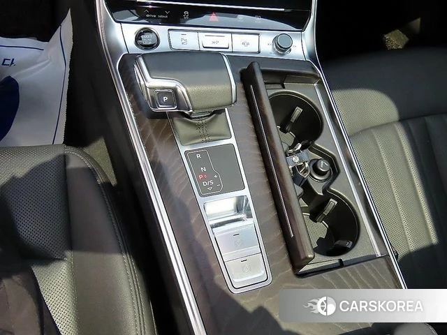 Audi A6 (C8) 2023 Синий из Кореи, фото 2