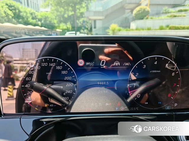 Mercedes-Benz E-class 2025 Черный из Китая, фото 2