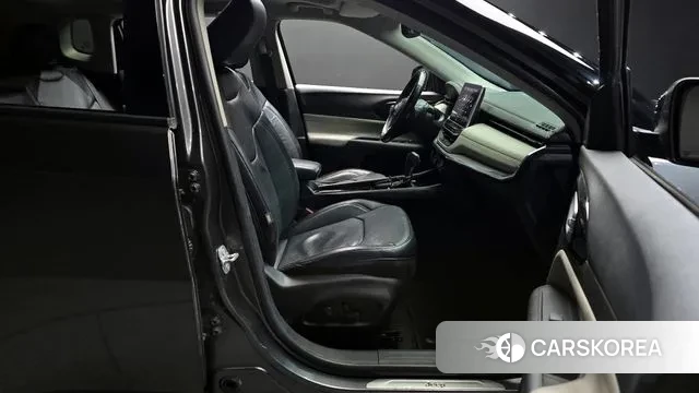 Jeep Compass 2nd Generation 2022 Серый из Кореи, фото 2