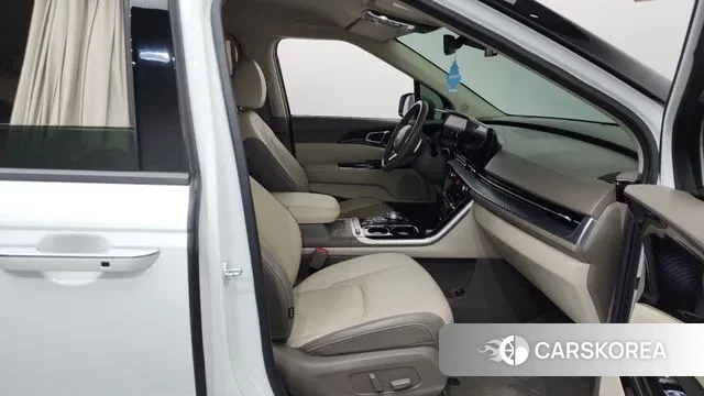 Kia Carnival 4th generation 2023 Белый из Кореи, фото 2