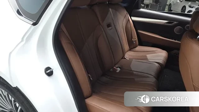 Genesis Electrified G80 (RG3) 2022 Белый из Кореи, фото 2