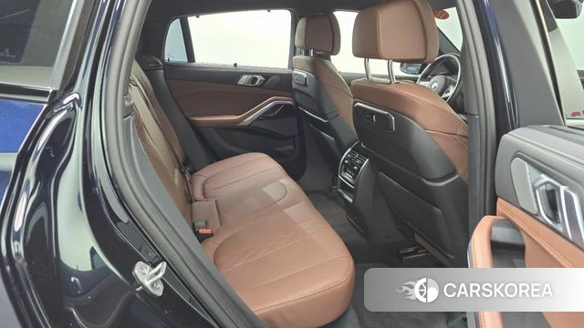 BMW X6 (G06) 2024 Черный из Кореи, фото 2