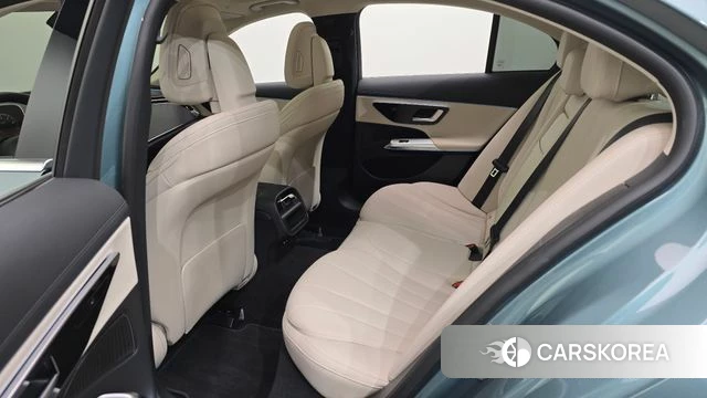 Mercedes-Benz E-Class W214 2025 Синий нефрит из Кореи, фото 2