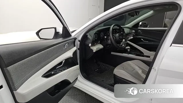 Hyundai Avante (CN7) 2020 Белый из Кореи, фото 2