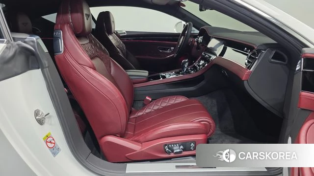 Bentley Continental GT 3rd Generation 2020 Белый из Кореи, фото 2